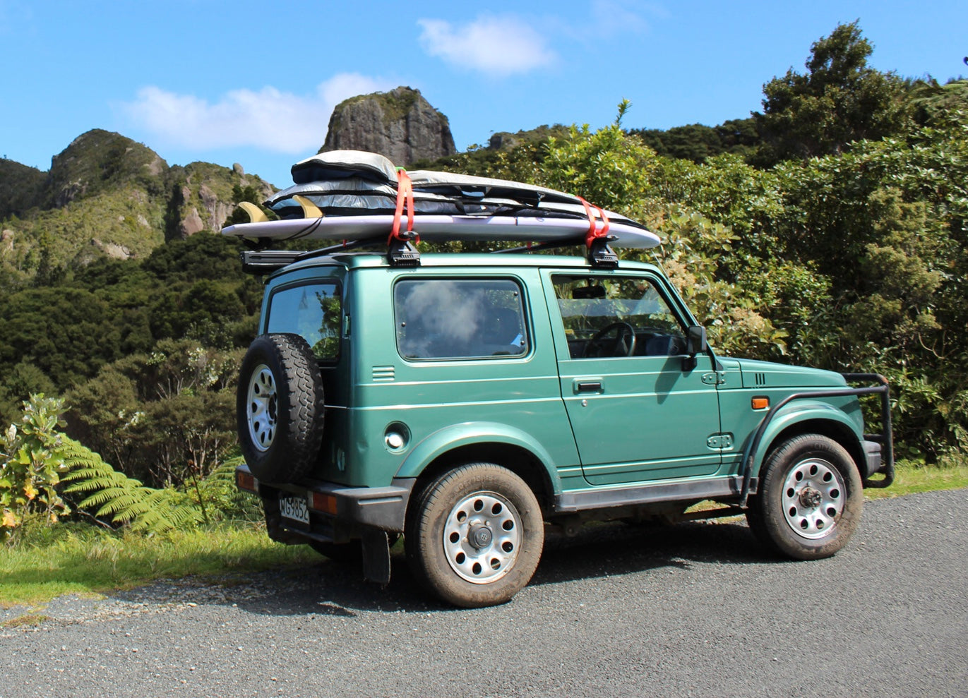 samurai jeep hire great barrier island